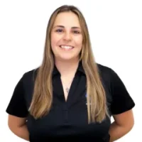 Dr.-Leandra-Petursson-e1732836857632-240x240